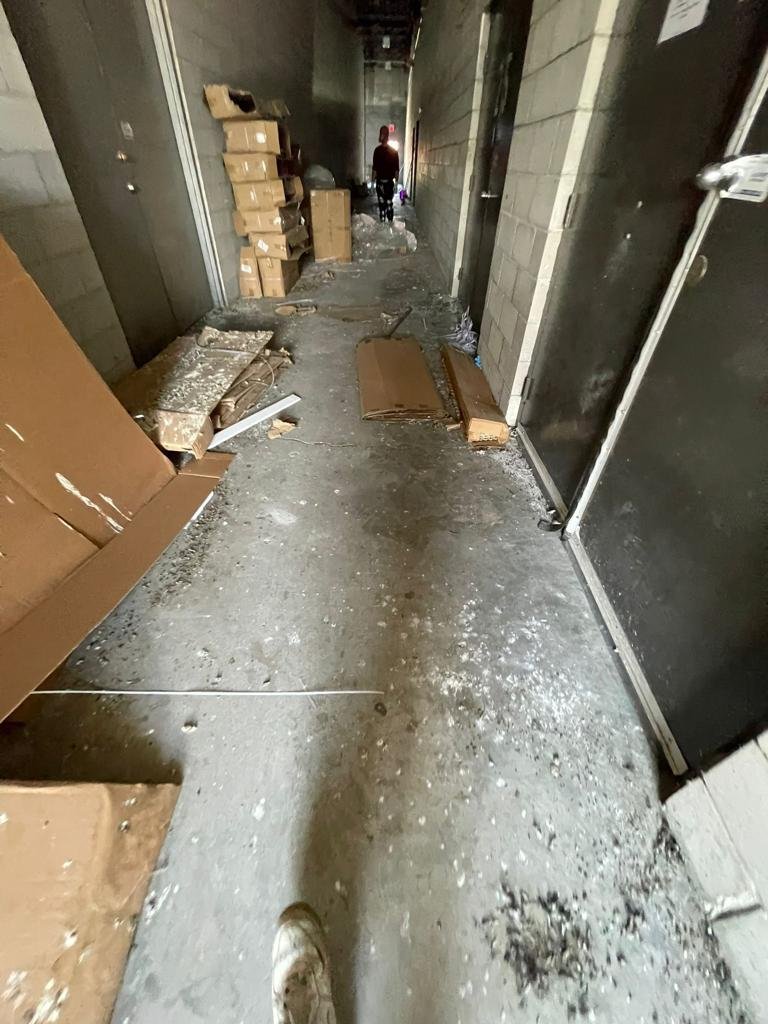 Greenbox Maintenance — Gallery — ba-warehouse-02 (Before)